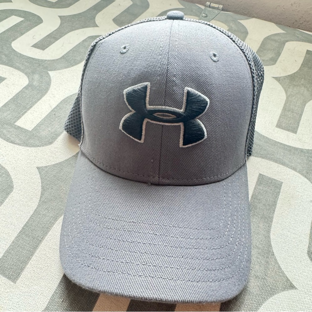 Under Armour Gray Baseball Cap